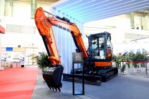 電驅(qū)技術(shù)著眼未來(lái) 日立建機(jī)出展 bices 2023